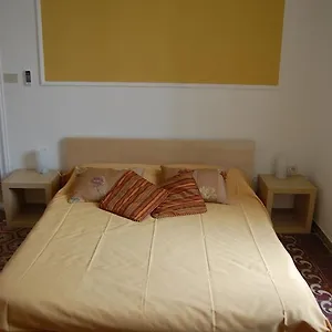  Bed & Breakfast Arena Alfieri Italia