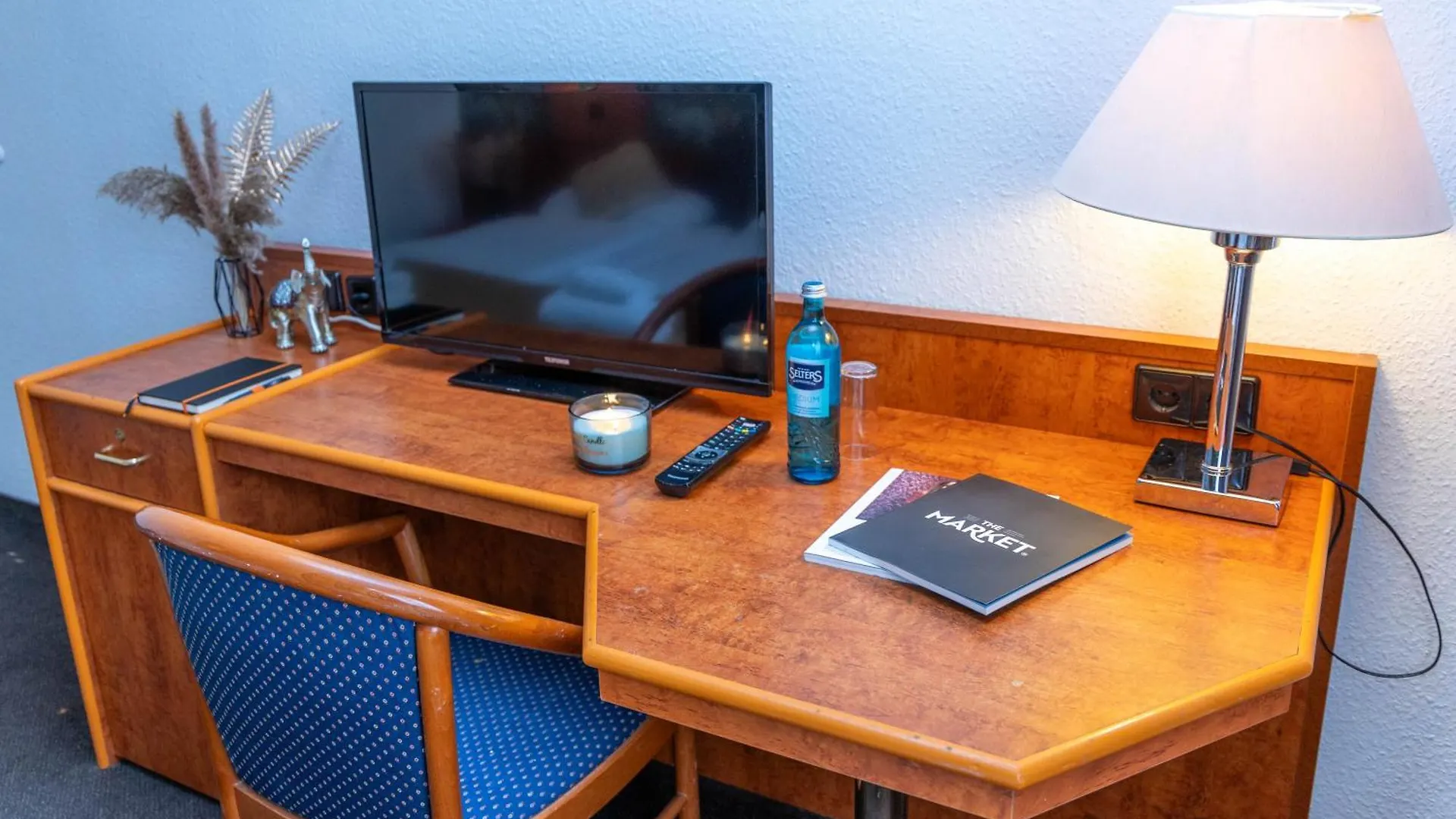 Hotel Rossija Francfort-sur-le-Main 3*,