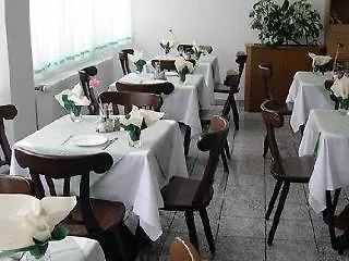 Hotel Rossija Francoforte sul Meno 3*,  Germania